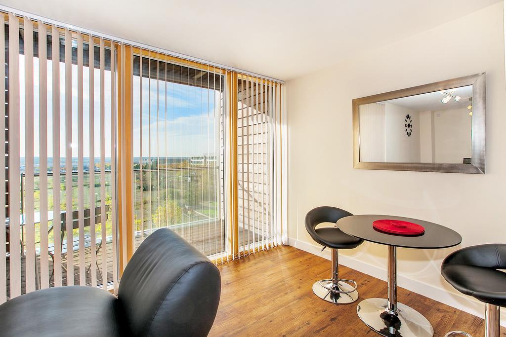 Shortstaymk Vizion Apartments, With Free Superfast Wi-fi, Parking * Milton Keynes
